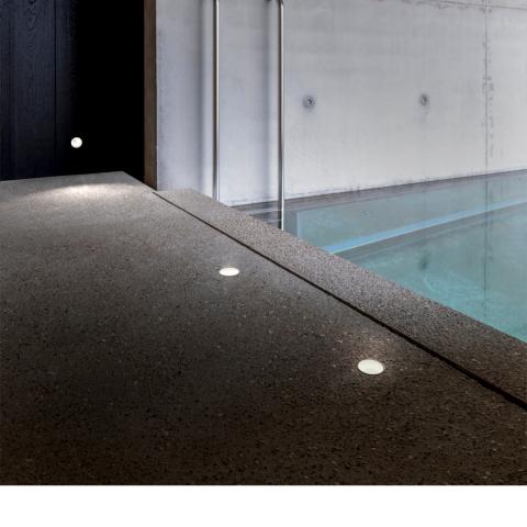 VLAK: The new outdoor recessed spotlight for lighting walkways, stairs and pool areas